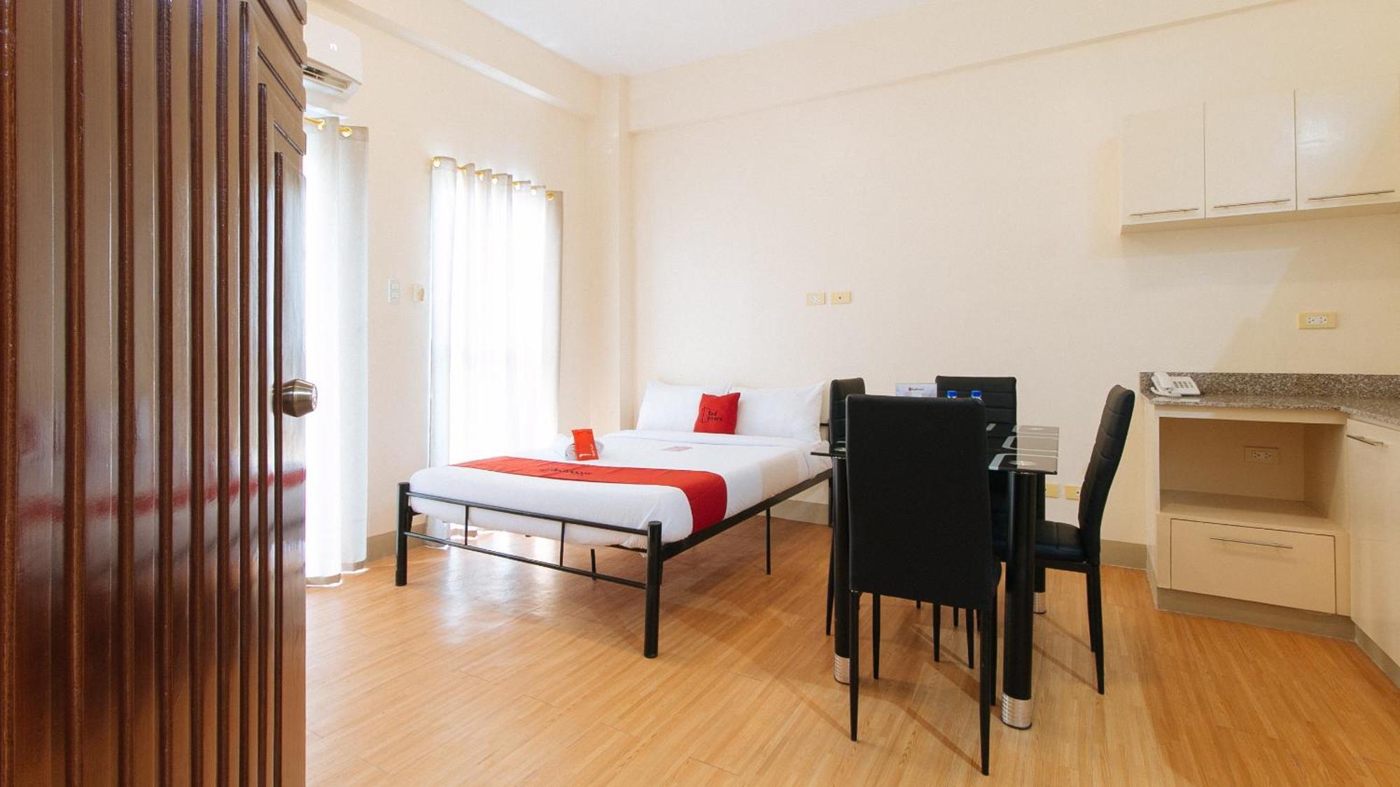 Reddoorz Plus At Alpina Heights Paranaque Paranaque City المظهر الخارجي الصورة
