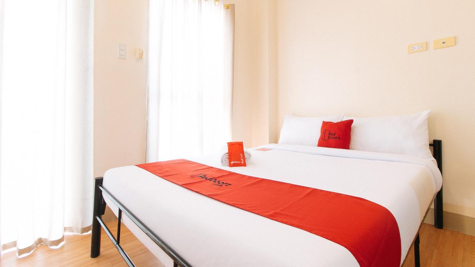 Reddoorz Plus At Alpina Heights Paranaque Paranaque City المظهر الخارجي الصورة