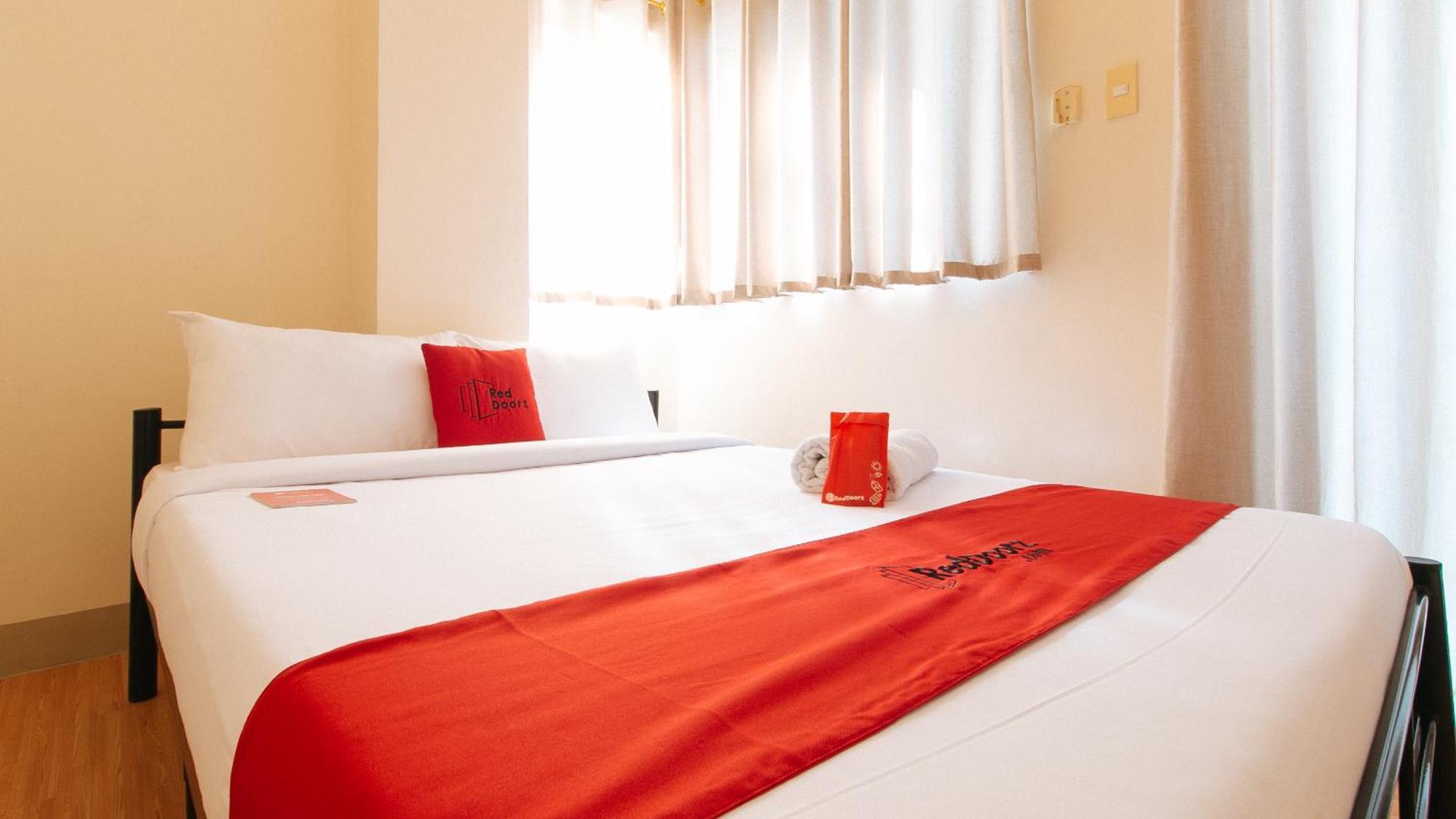 Reddoorz Plus At Alpina Heights Paranaque Paranaque City المظهر الخارجي الصورة