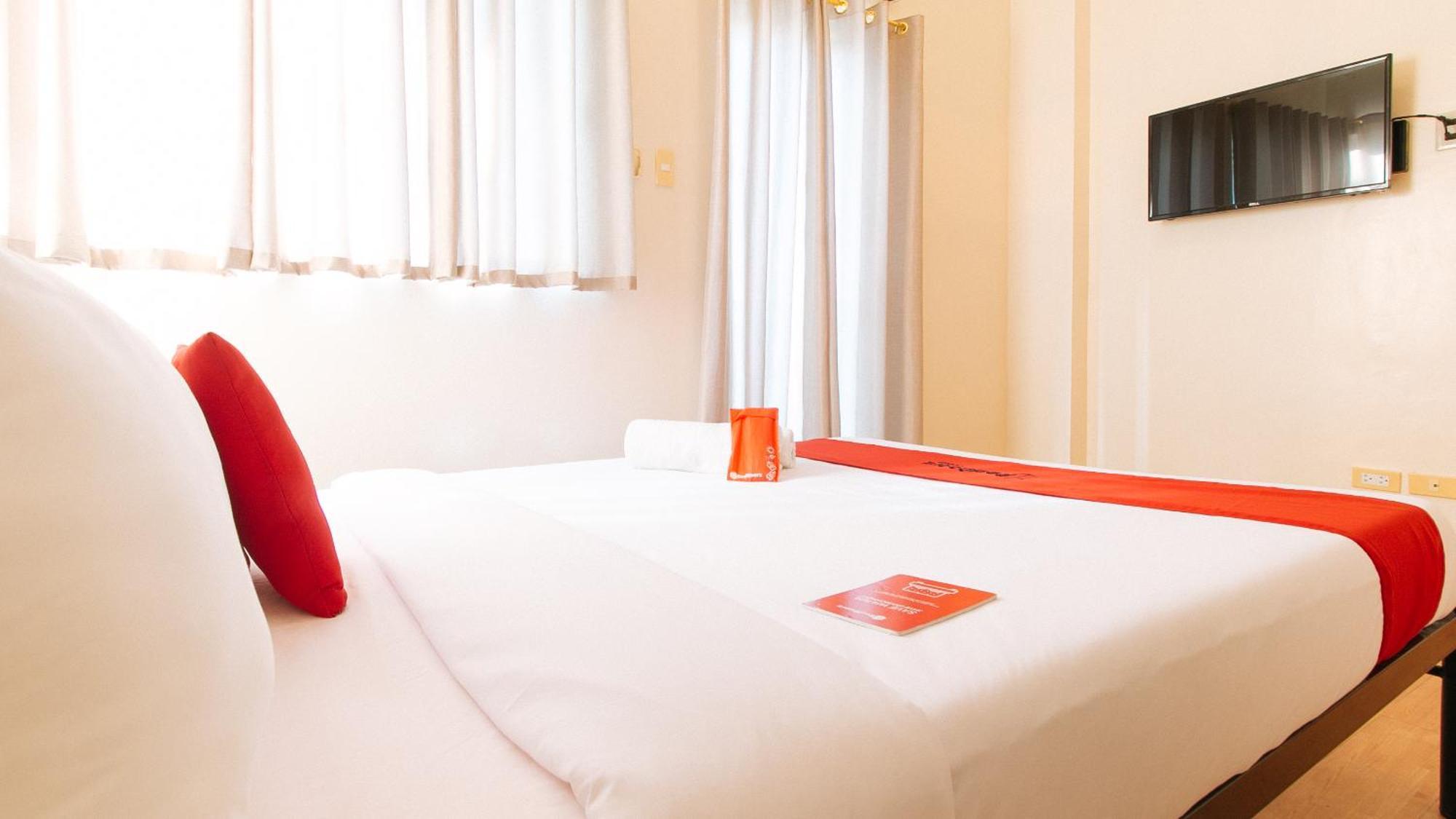 Reddoorz Plus At Alpina Heights Paranaque Paranaque City المظهر الخارجي الصورة