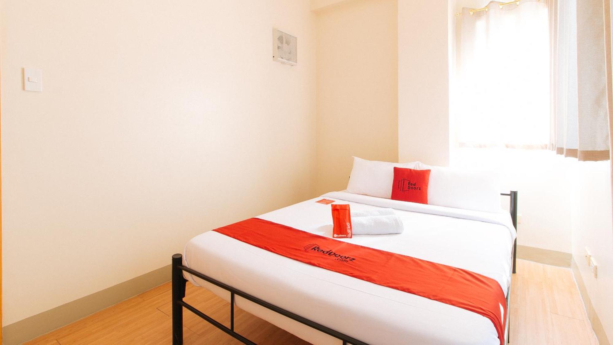 Reddoorz Plus At Alpina Heights Paranaque Paranaque City المظهر الخارجي الصورة