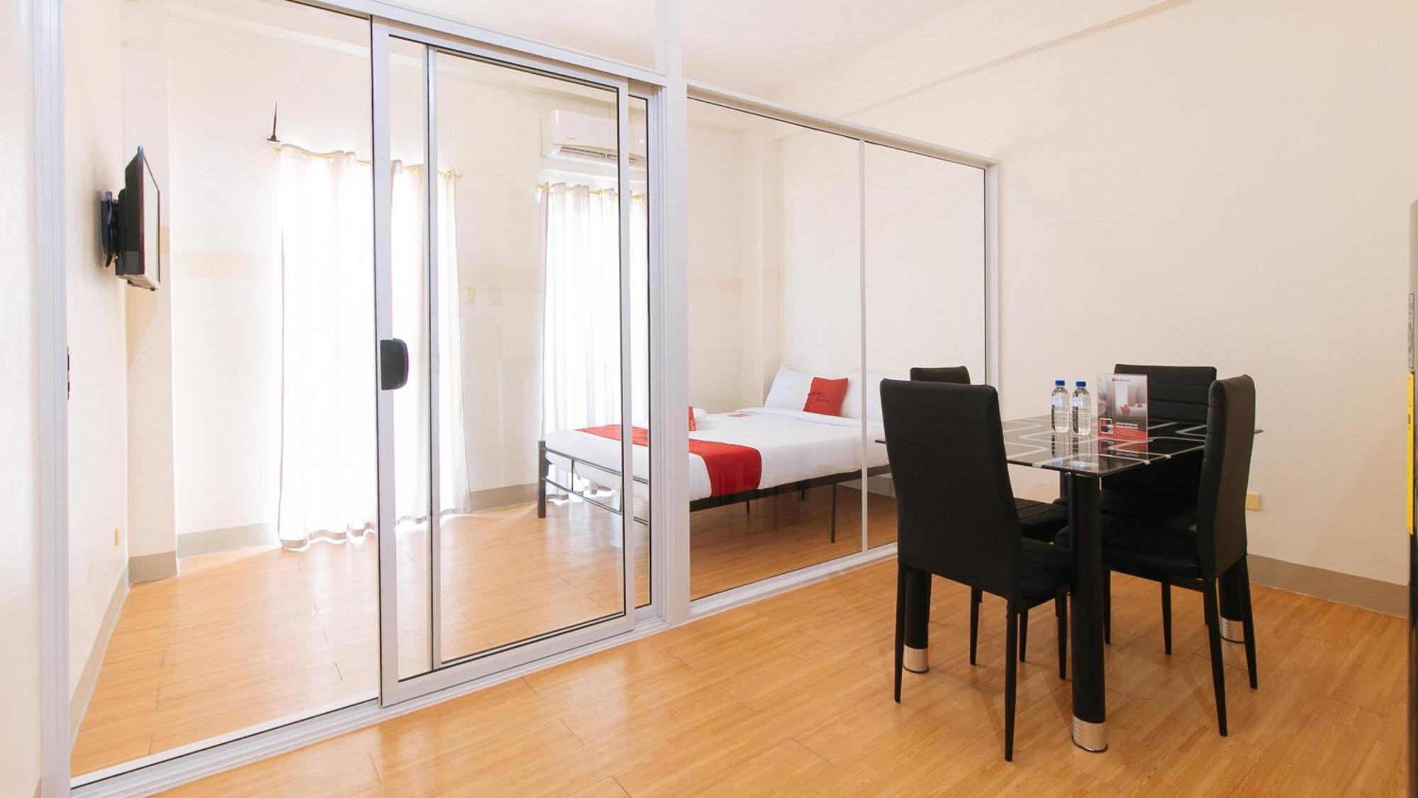 Reddoorz Plus At Alpina Heights Paranaque Paranaque City المظهر الخارجي الصورة