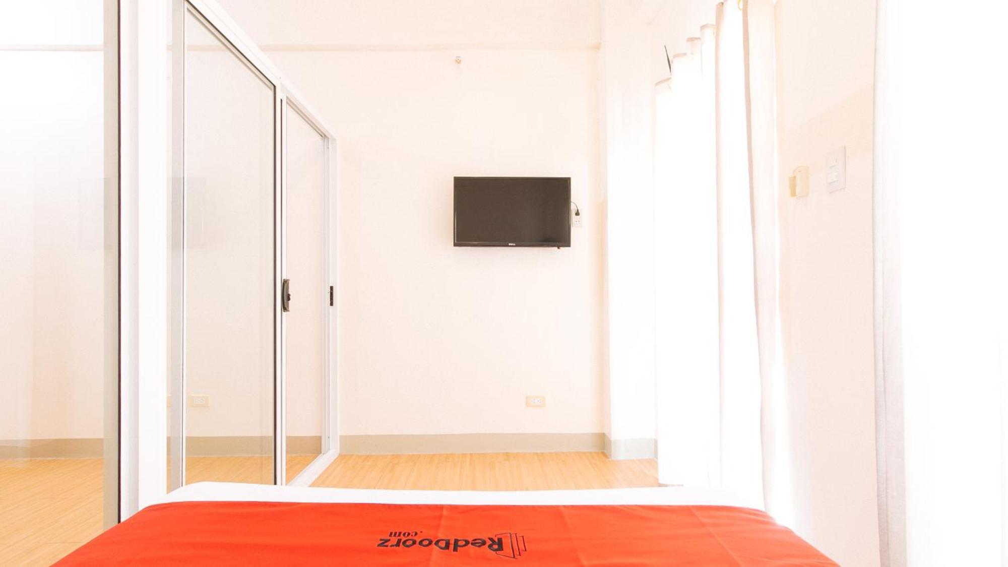 Reddoorz Plus At Alpina Heights Paranaque Paranaque City المظهر الخارجي الصورة