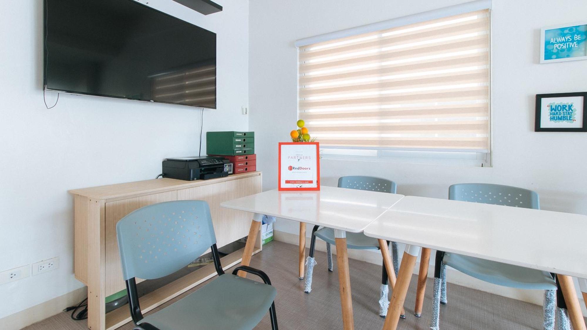 Reddoorz Plus At Alpina Heights Paranaque Paranaque City المظهر الخارجي الصورة